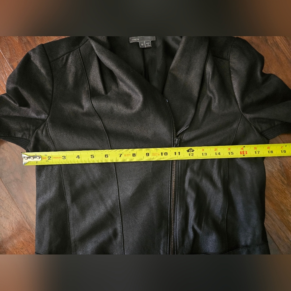 Vince. Black Leather Medium Asymmetrical Light Jacket - Picture 7 of 8